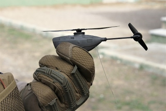 Introducción al Fascinante Mundo de los Drones: El Mini Dron ACIXX