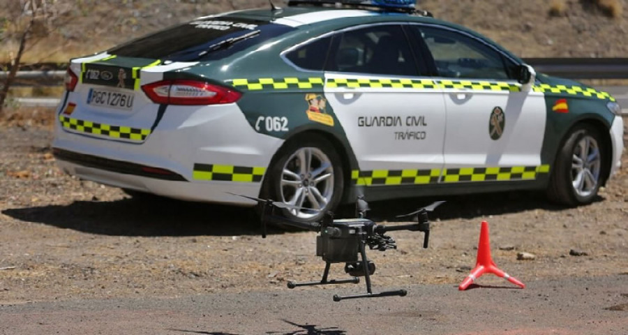 La DGT patrulla las carreteras con 39 drones este verano. Fuente Guardia Cilvil.