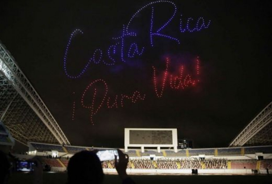 Parte del espectáculo de drones de Intel en Costa Rica. Foto Intel Costa Rica