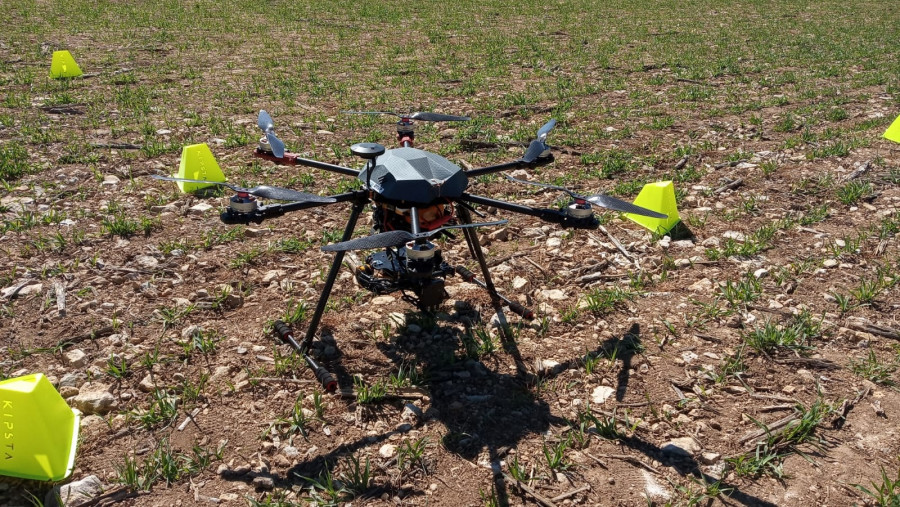 Dron de rescate de la UVa diseñado por Drontecnic. Foto UVa.