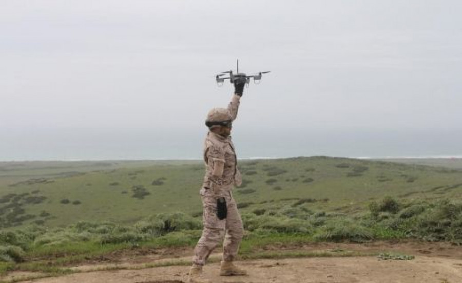 Ejercicio con el RPAS Huggin. Foto Armada