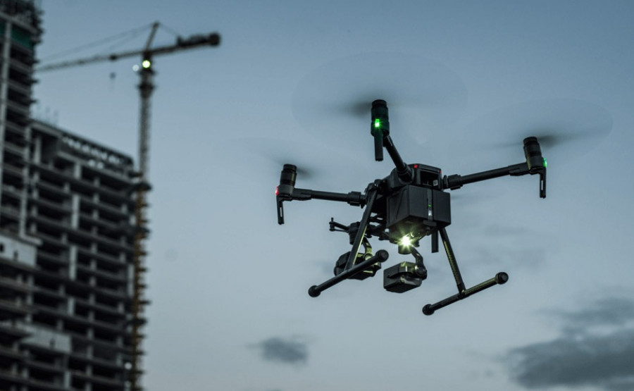 Dron Matrice 210 V2. Foto DJI