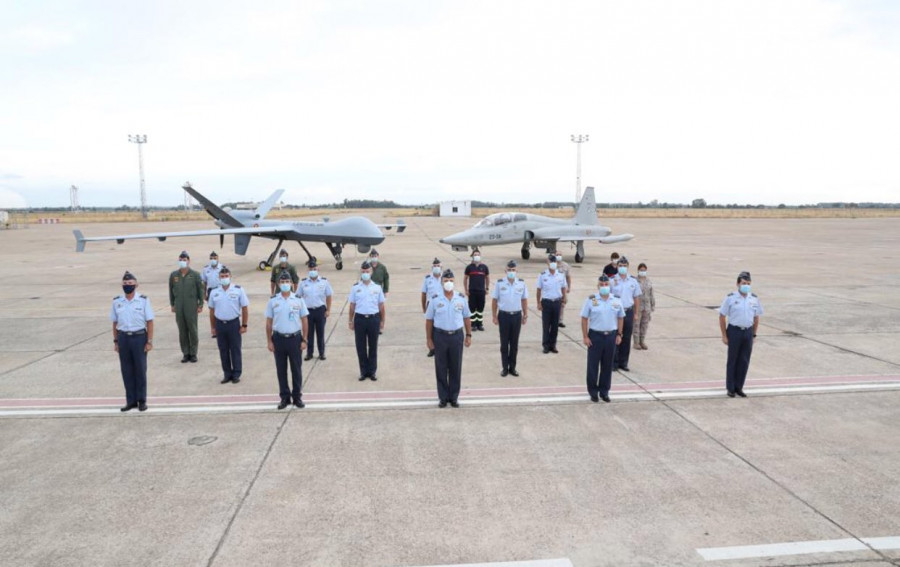 Visita del JEMA al Ala 23 de la base de Talavera la Real. Foto Ejército del Aire