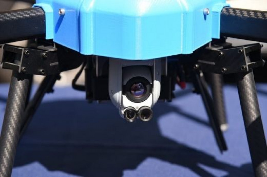 El nuevo RPAS Robomotic Quadcube X con cámara dual. Foto Robomotic