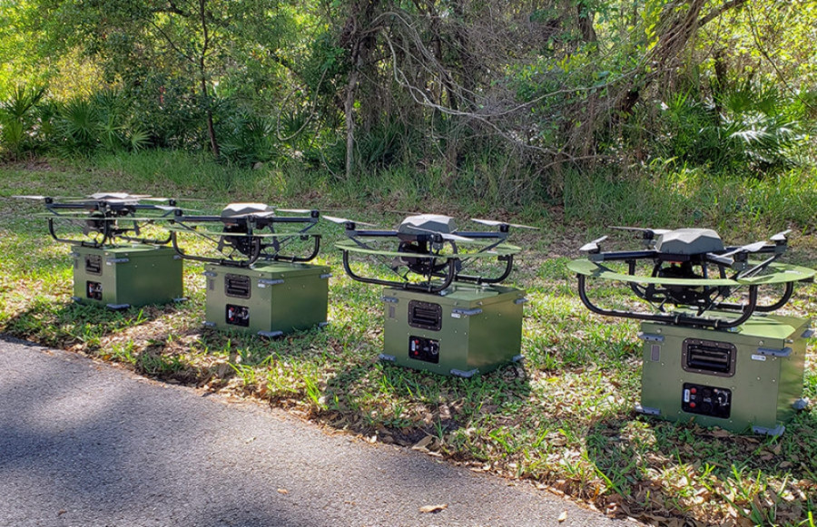 Drones atados LiveSky. Foto Hoverfly Technologies.