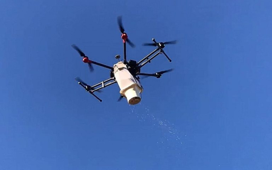 Control biológico aéreo basado en UAV UAV-IQ.