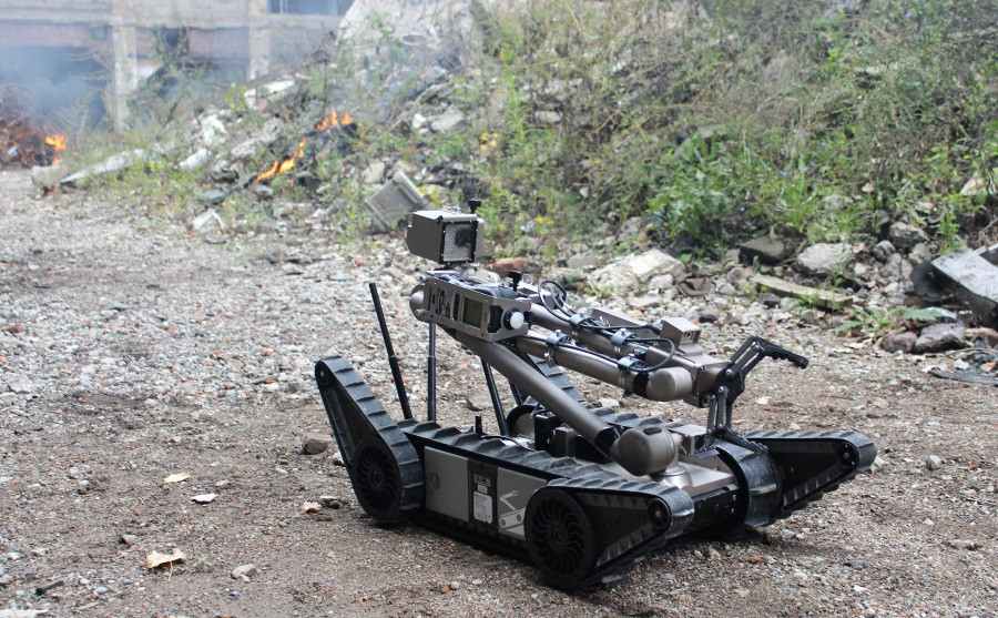Endeavor Robotics PackBot 5 small