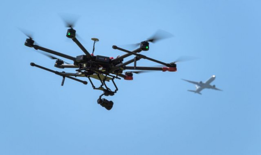 Skynews drone jet aircraft 4215219