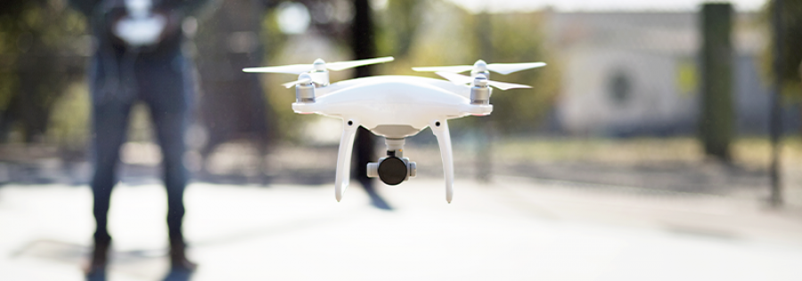 Dron en pruebas. Foto Indra.