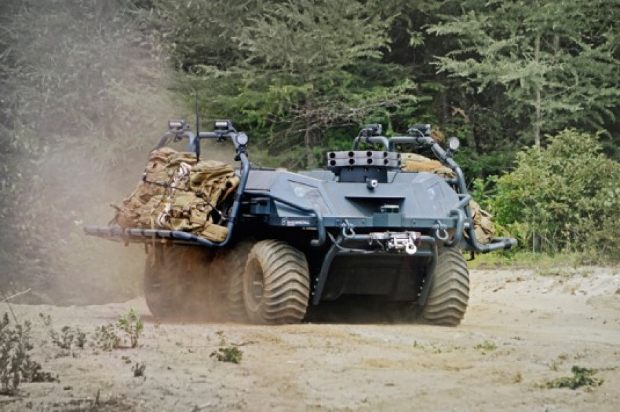 UGV Rheinmetall Mission Master Cargo content small