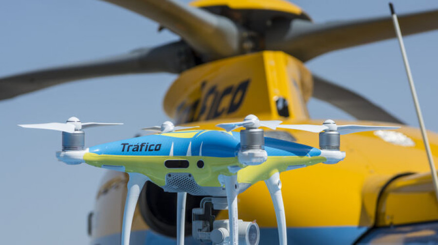 Dron para la vigilancia en carretera. Foto DGT.