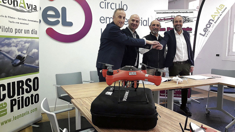 Drones cel 291118