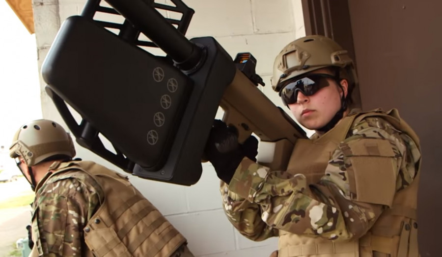 Sistema antidrone droneDefender Battelle