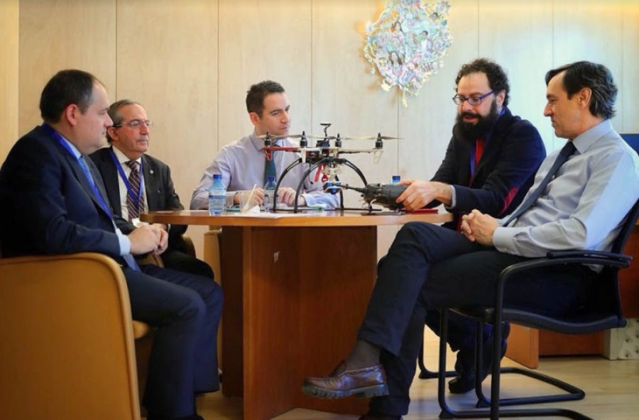 Droniberia desayunos tecnologicos  Droniberia