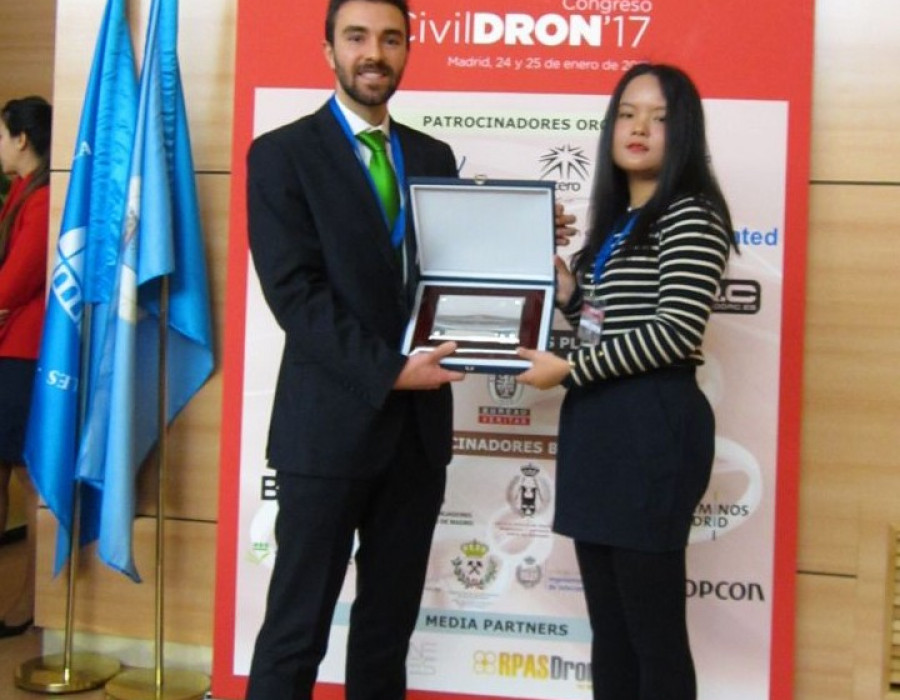 Civildron17 004 720x893