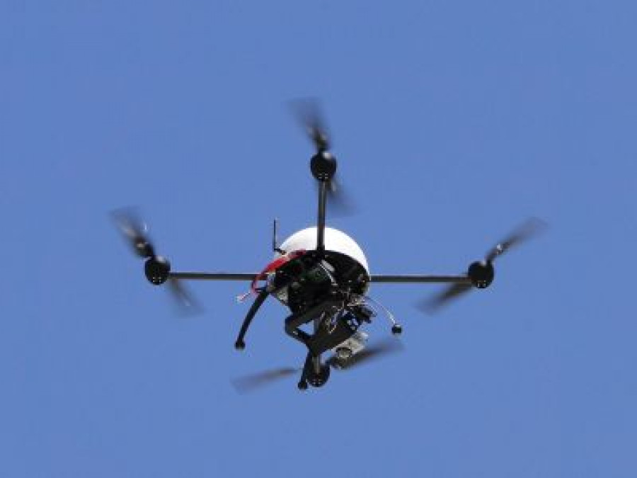141105 cuadricoptero uav uas drone nicolas garcia 1