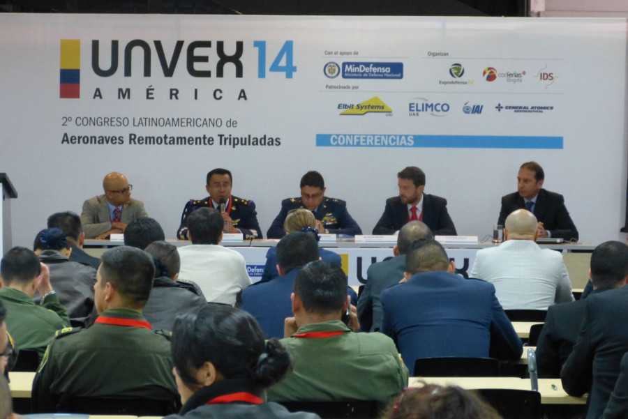 AMBIENTE CONFERENCIAS