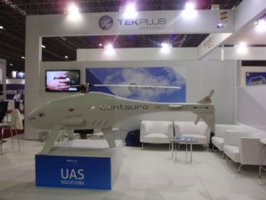 Tekplus laad20111
