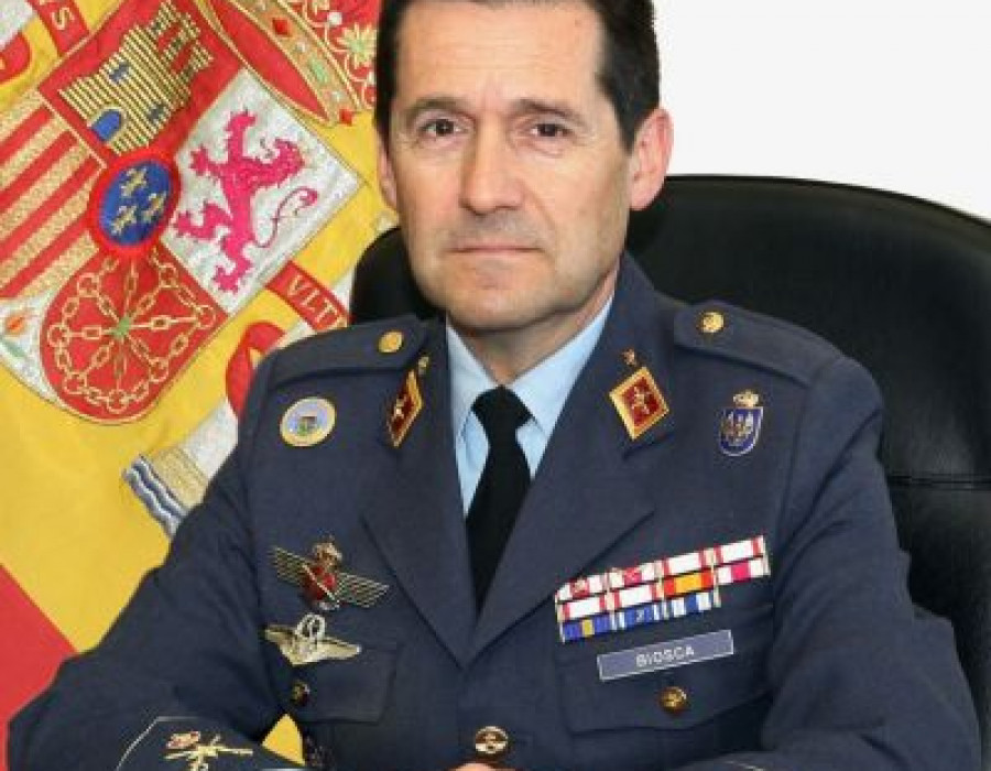 General biosca 400x556