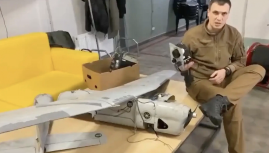 Ucrania se mofa de la tecnología rusa de un Orlan-10 con una cámara pegada con cinta aislante