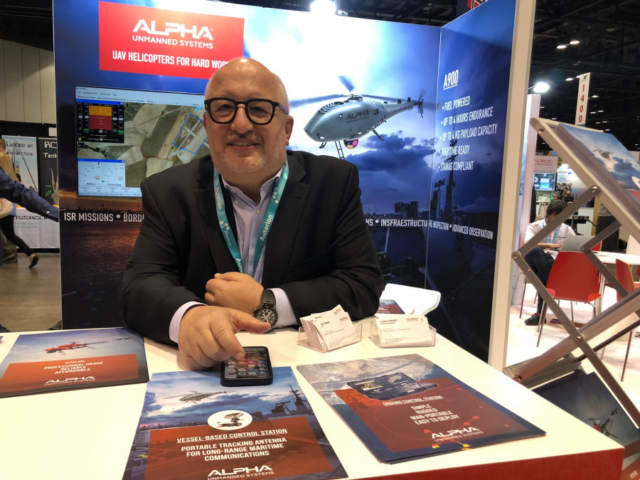 Joseph Menaker joins AUS (2)