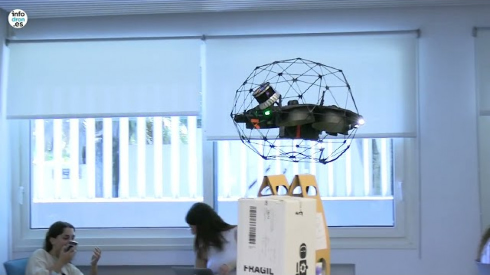 Demostración en vuelo del Elios 3, el nuevo dron para interiores de Flyability