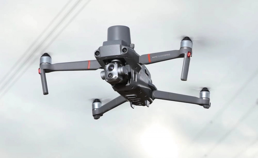 La Armada de Chile compra un dron DJI Mavic 2 Enterprise Advanced con accesorios