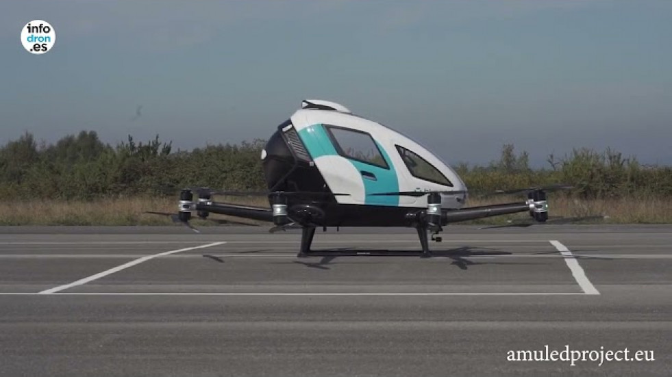 La Policía Nacional y BlueNest vuelan por primera vez sus aerotaxis de la china EHang