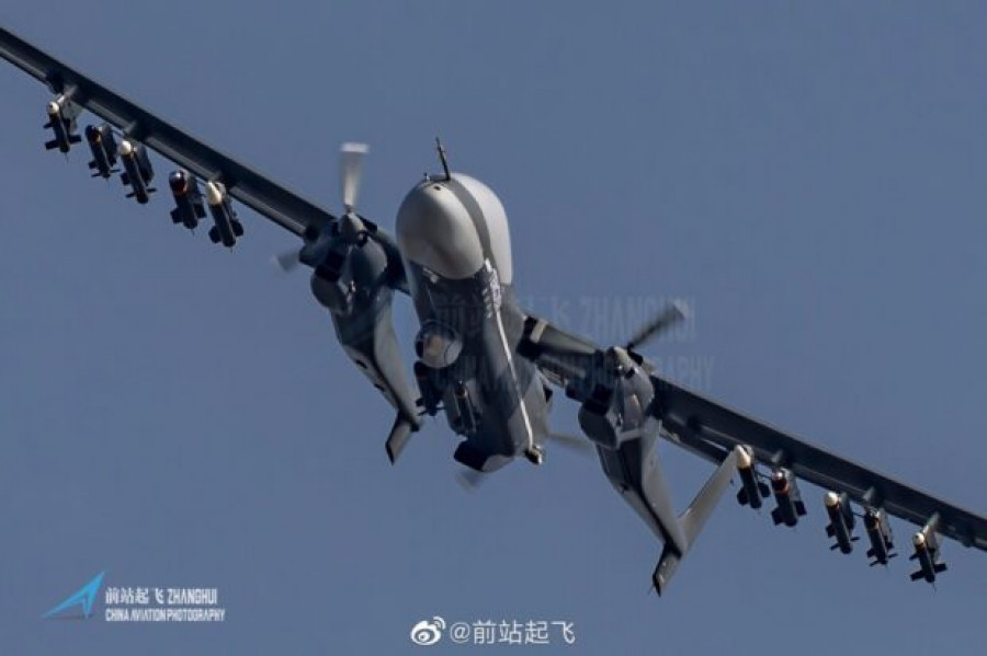 Dron Scorpion chino tres motores