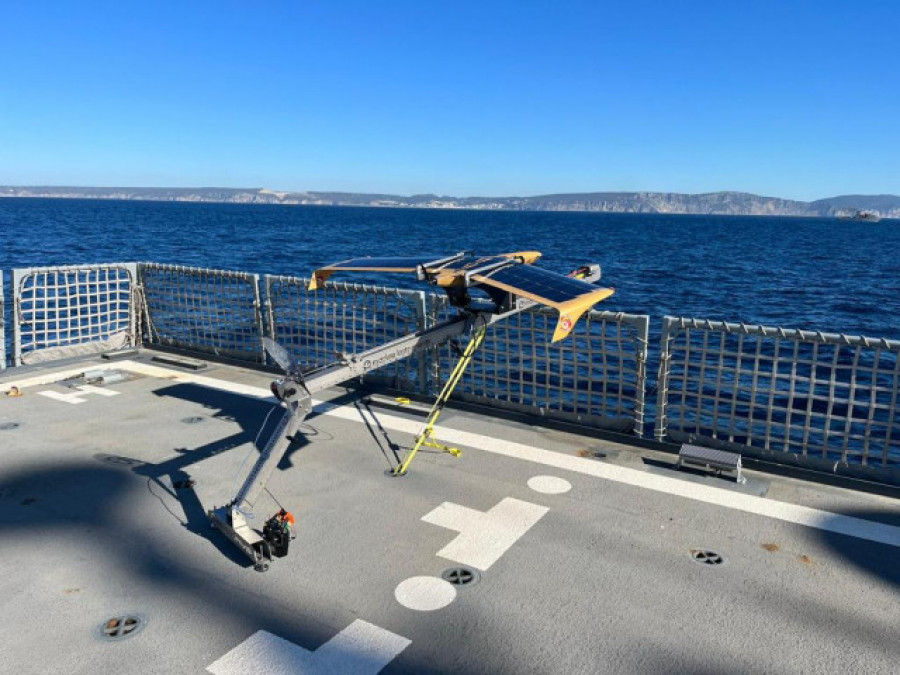 La Armada compra tres drones M5D-Airfox a Marine Instruments