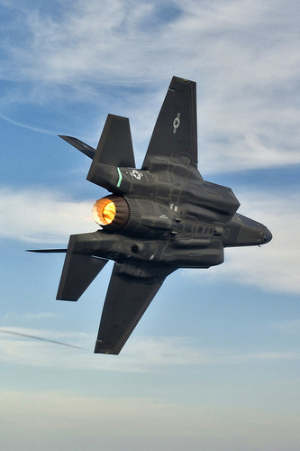 El auditor aún no puede justificar el incremento de costes del caza F-35