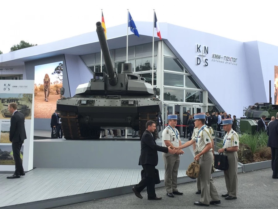 Stand nexter knds