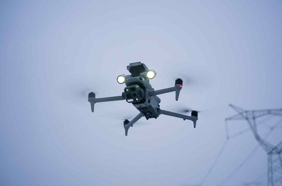Dron ACRE DJI Matrice 4
